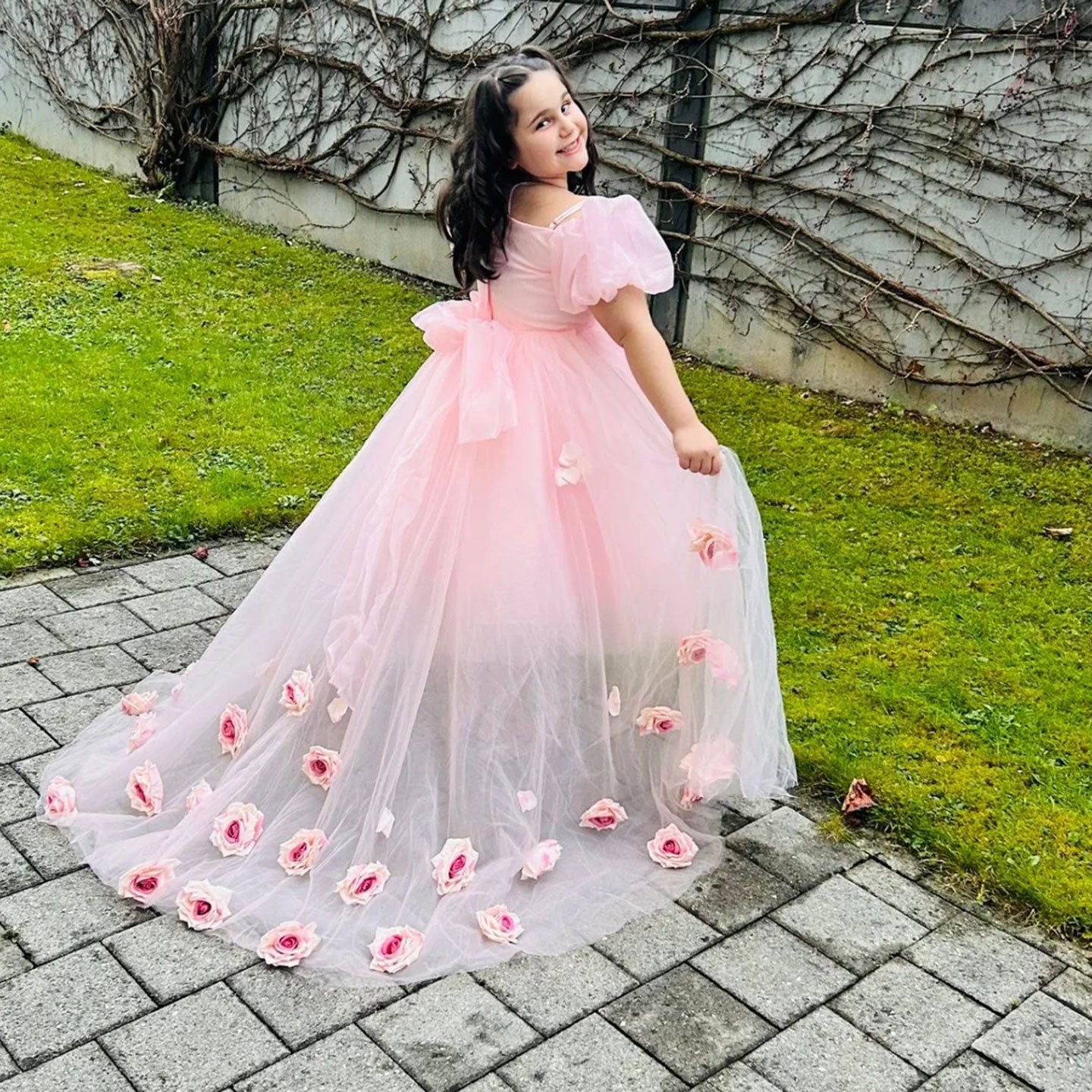 Elegant Arabic Pink Girl Dress with Flowers Dubai Kids Princess Birthday Wedding Party Holiday Gown J254 Pink / child-4