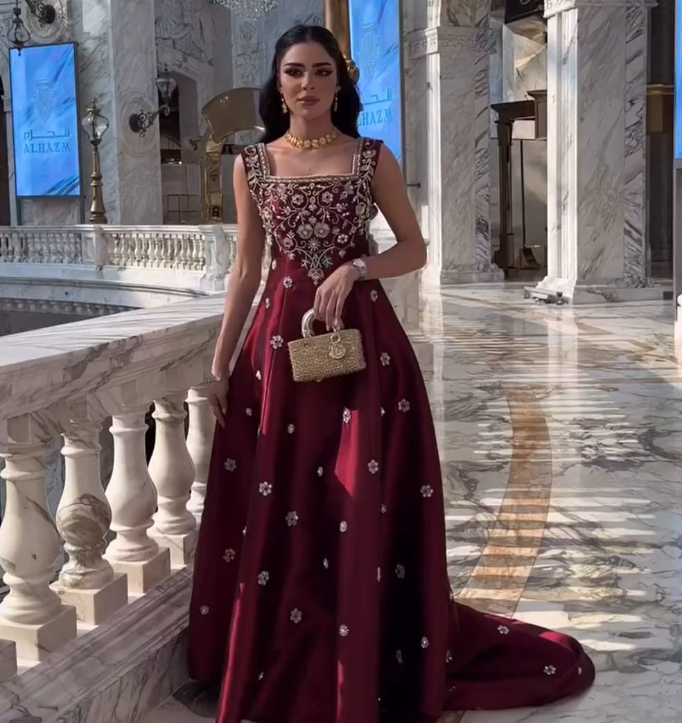Luxury Dubai Beaded Burgundy Sauqre Neck Evening Dress XD-065 Burgundy / 8 Luxury Dubai Beaded Burgundy Sauqre Neck Evening Dress XD-065 Burgundy / 8