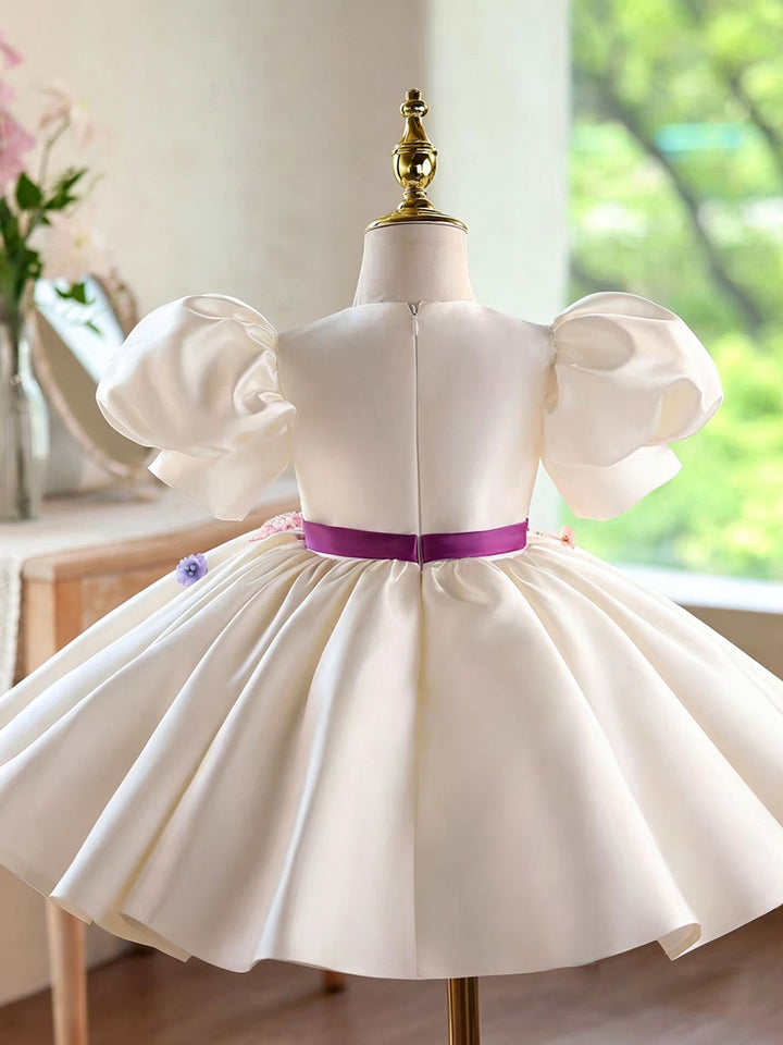 Luxury White Flower Girl Dress with Puff Sleeves for Wedding D276