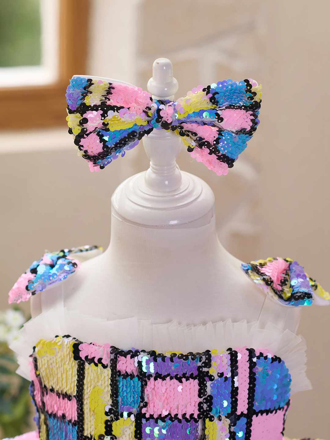 Colorful Sequin Bow White Tulle Girls Party Dress J522