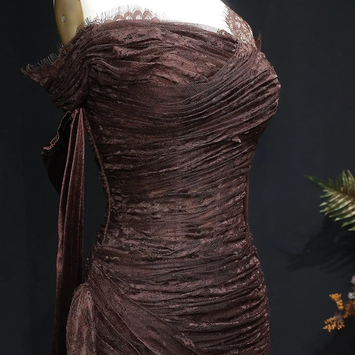 Elegant Lace Black Evening Dress with Gloves SF017