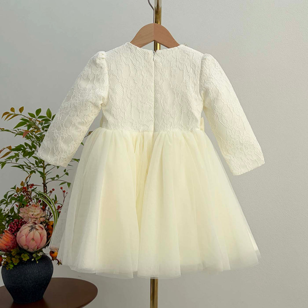 Elegant White Long Sleeve Princess Girl Dress for Birthday Party D206