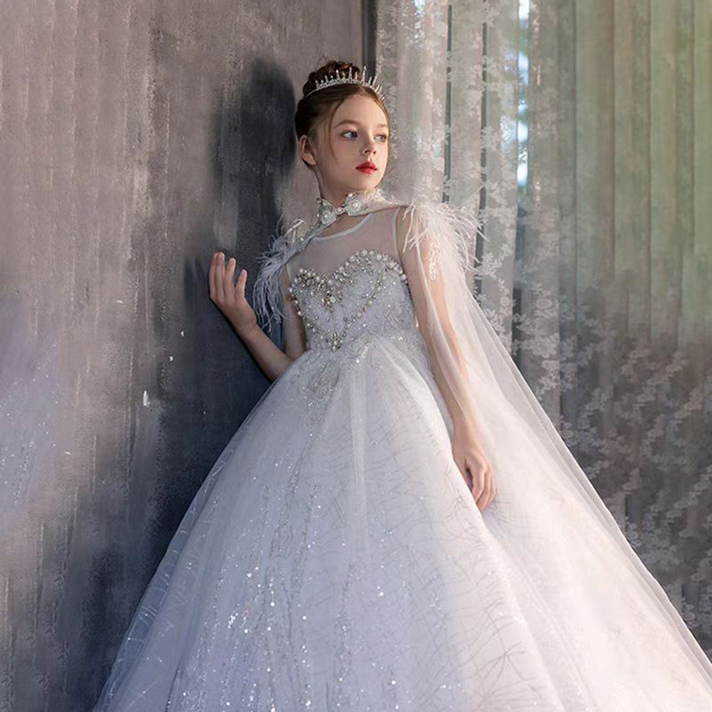 Luxury White Feather Girl Dress with Detachable Cap J124 – DreamyVow