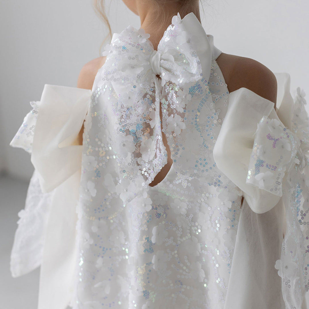 white dresses birthday 2026 It is recommended to wear it with a crinoline skirt for a fluffy effect White Sparkly Girl Bridesmaides Dresses