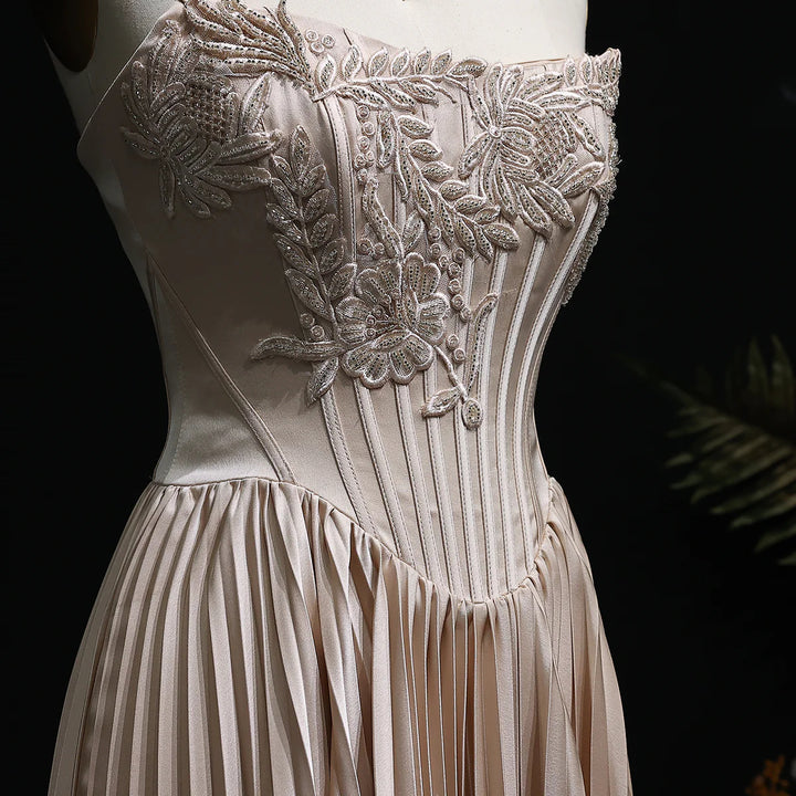 Elegant White Beaded Wedding Dress With Layered Ruffles SW513