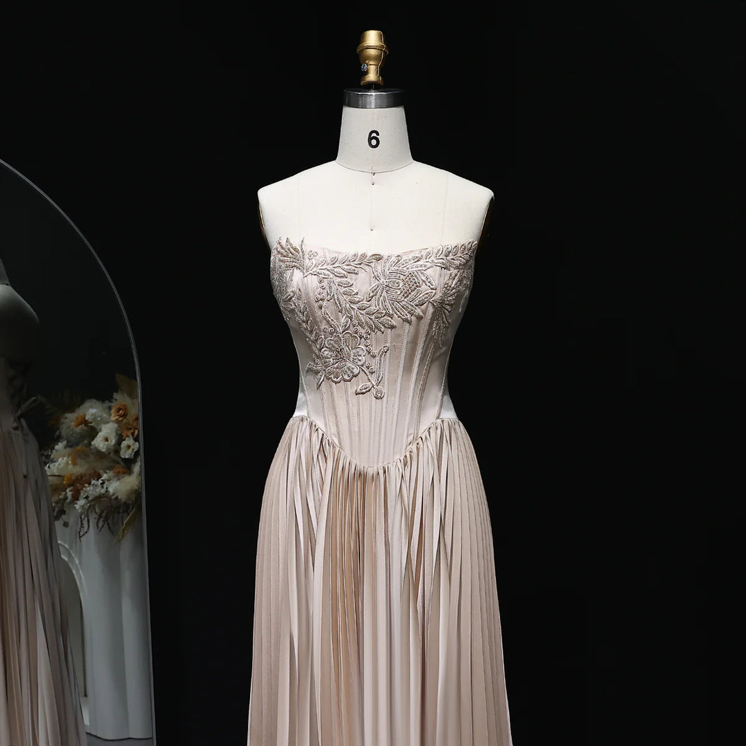 Elegant White Beaded Wedding Dress With Layered Ruffles SW513