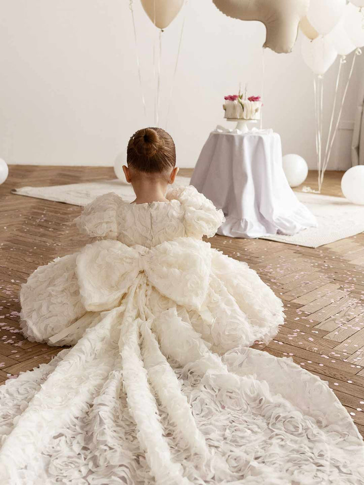 Off White 3D Rose High-Low Girls Ceremony Dress M086