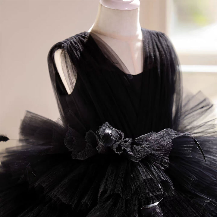 Elegant Black Flower Girl Dress with Feather Details Fluffy Long Skirt D139