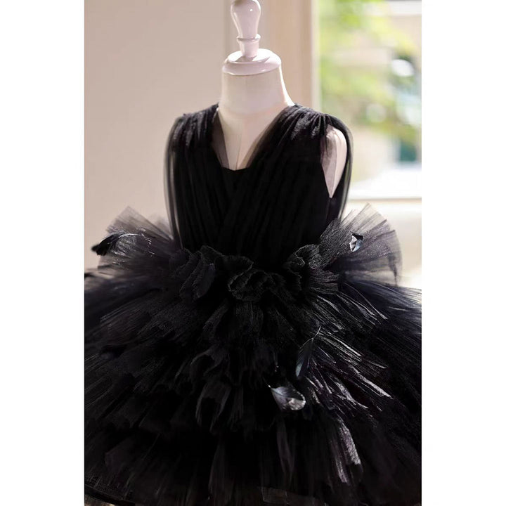 Elegant Black Flower Girl Dress with Feather Details Fluffy Long Skirt D139