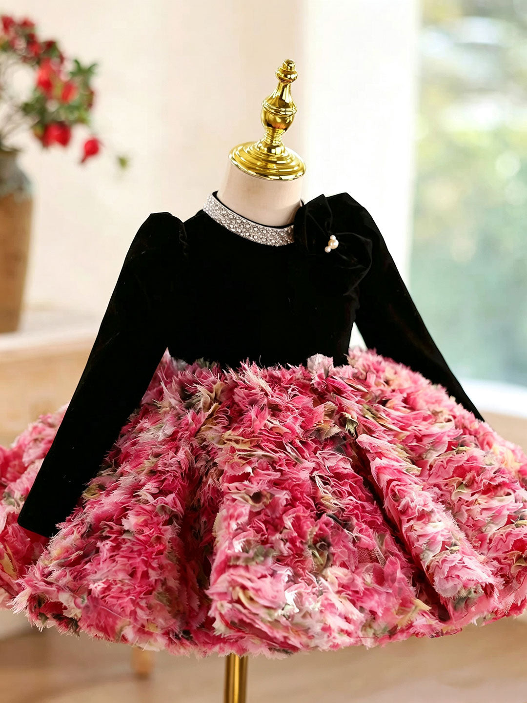 Black Red D608 girls dress three quarter front