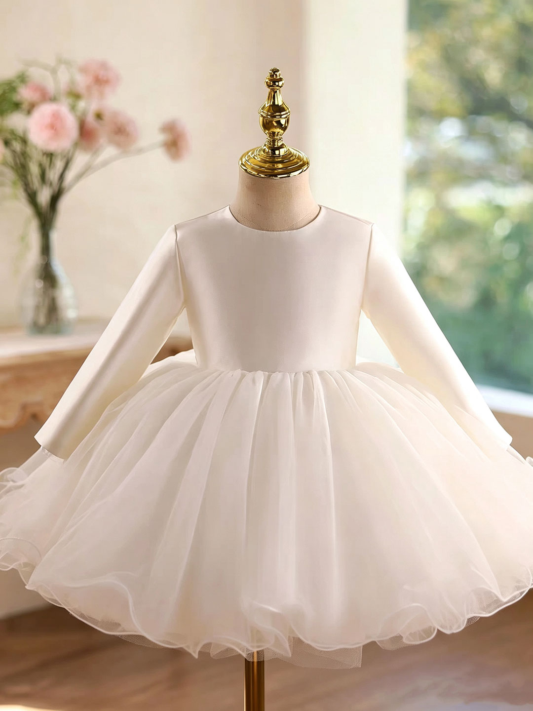White D610 girls dress front