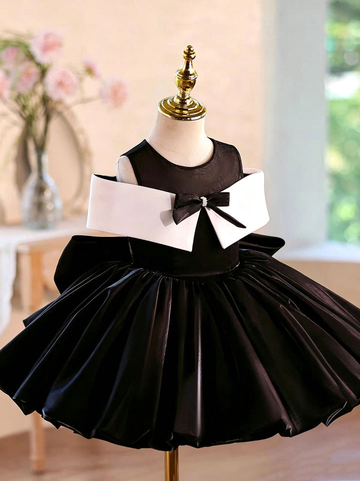 Black J923 girls dress side front