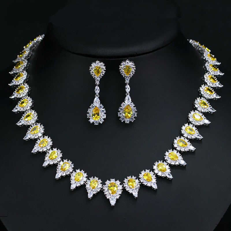 Dreamy Vow LE104 Yellow necklace and earrings set, set front