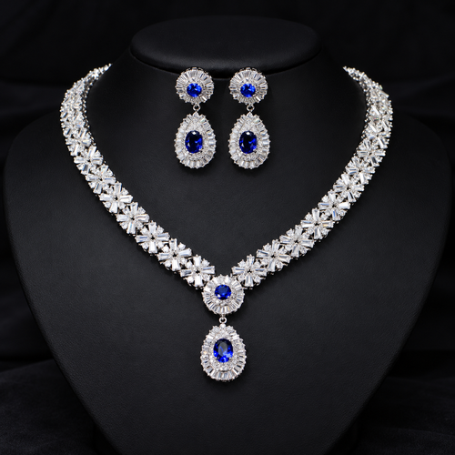 Oval Halo Pendant Necklace and Drop Earrings Set LE119