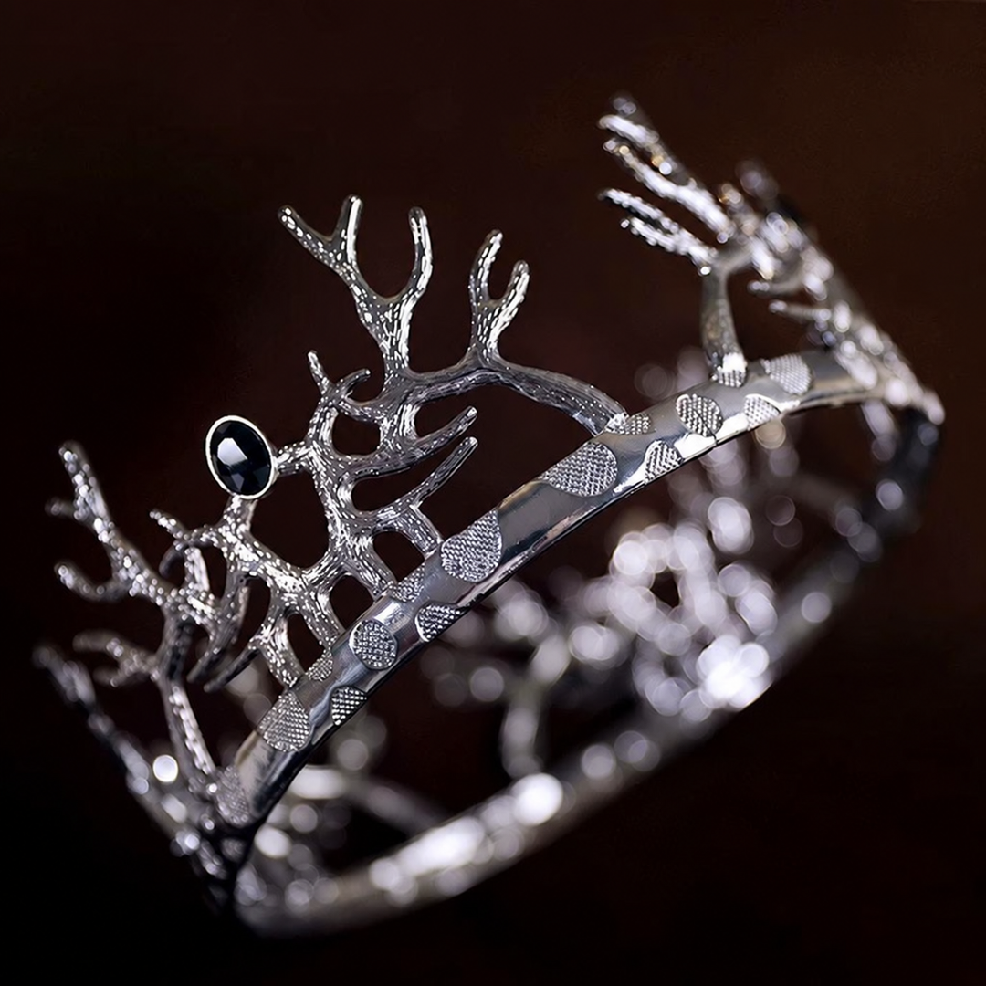 XL001 vintage Gothic silver-tone antler crown with black gemstone side detail