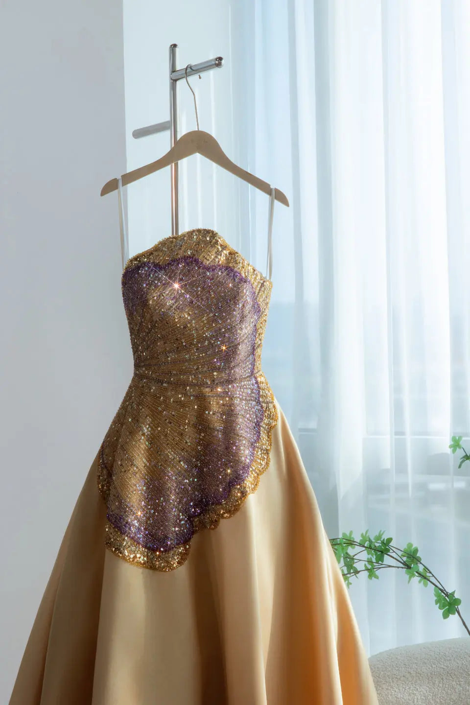 Elegant Golden Strapless Evening Dress with Sparkling Embellished Bodice SS377