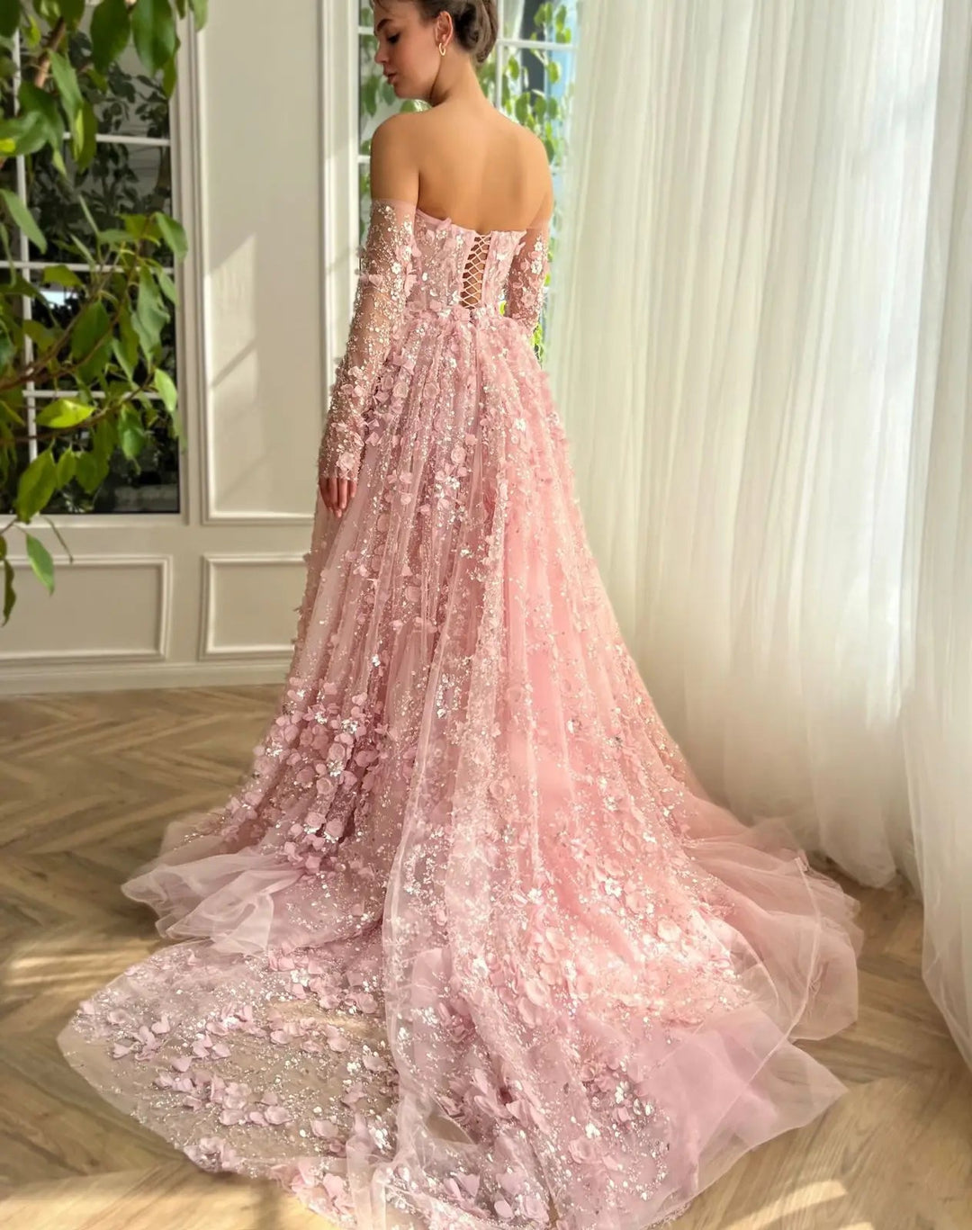 Elegant 3D Flowers Pink Luxury Dubai Evening Dress with Overskirt SS352