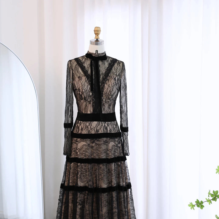 Elegant Black Lace A-line Evening Dress Dubai SF023