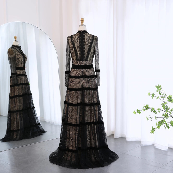 Elegant Black Lace A-line Evening Dress Dubai SF023