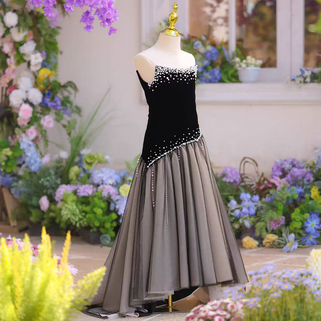 Elegant Black Velvet Flower Girl Dress for Girls Formal Event J619 DreamyVow Elegant Black Velvet Flower Girl Dress for Girls Formal Event J619 DreamyVow
