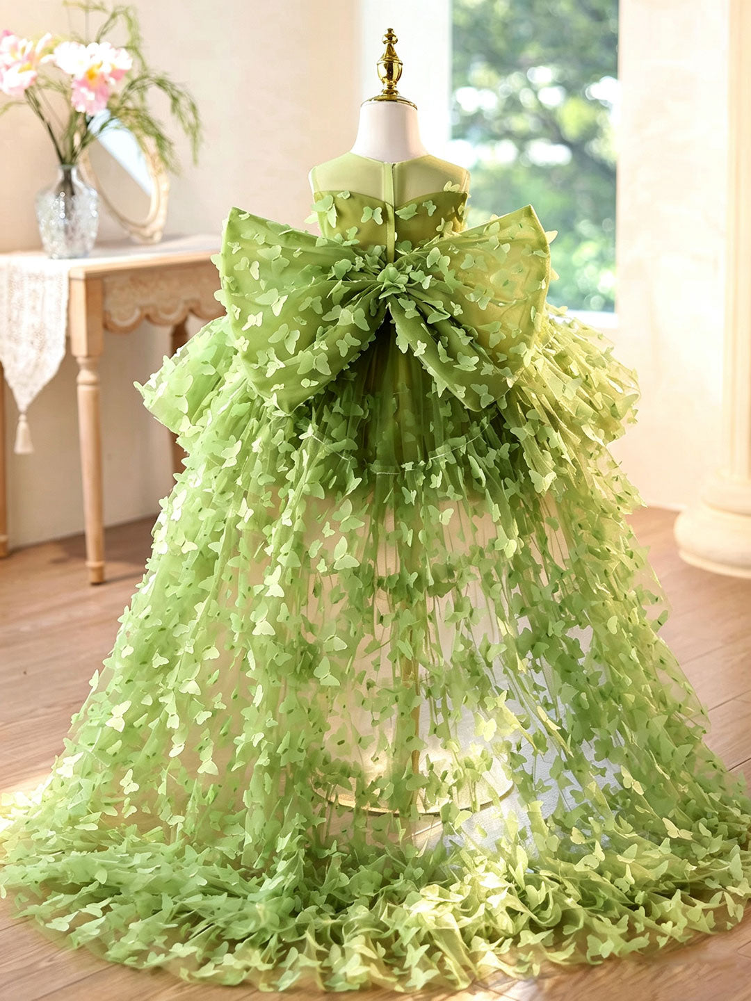Green 3D Butterfly Tulle Flower Girl Dress with Detachable Train J430