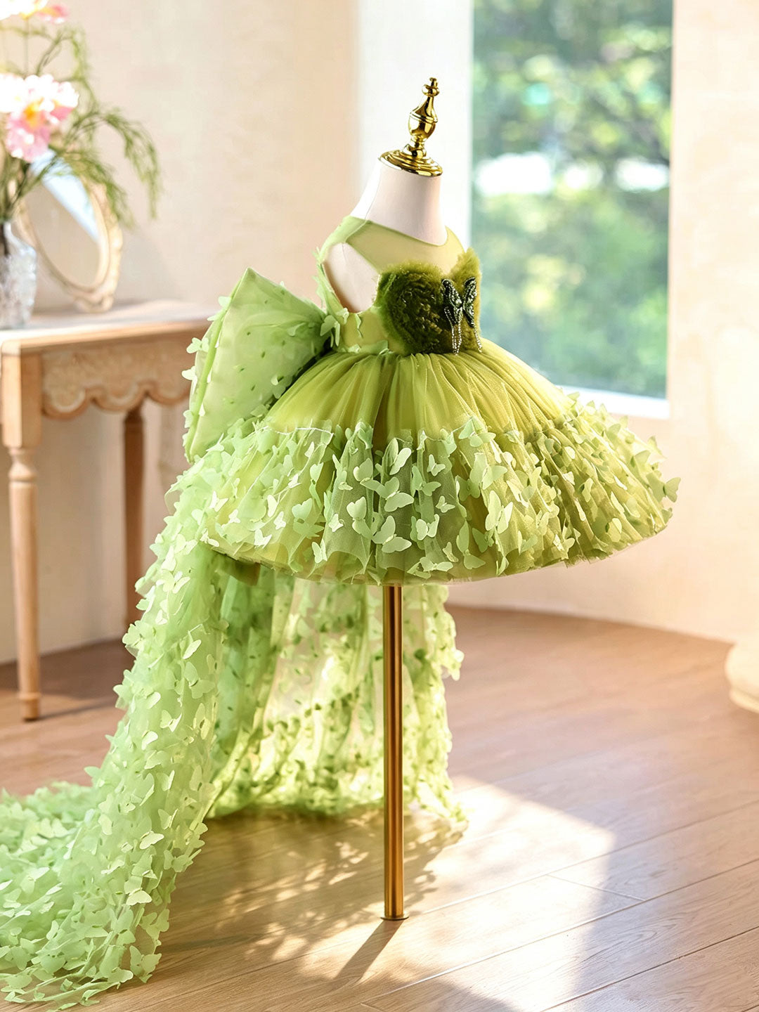 Green 3D Butterfly Tulle Flower Girl Dress with Detachable Train J430