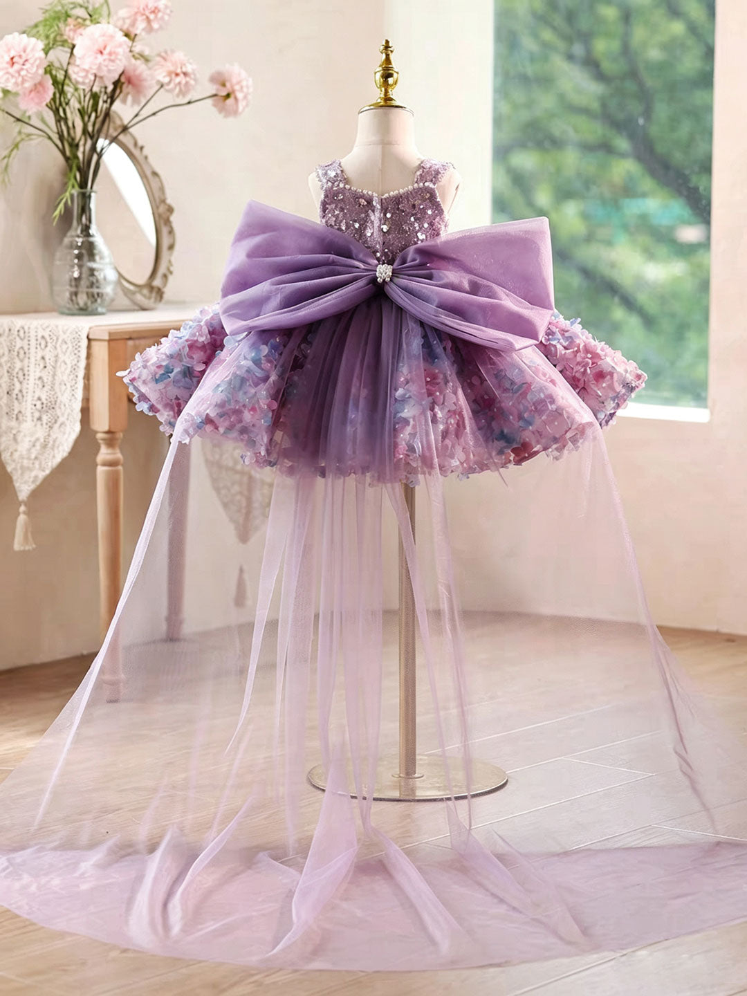 Luxury Purple Flower Girl Dress with Ombre Sequin Bodice 3D Floral Tulle Girls Pageant Gown with Long Train D285B