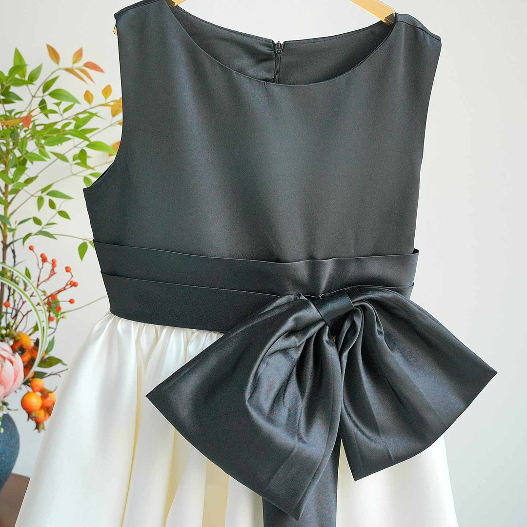 Ivory and Black Flower Girl Dress for Kids Elegant Satin Party Dress with Bowknot for Wedding D345