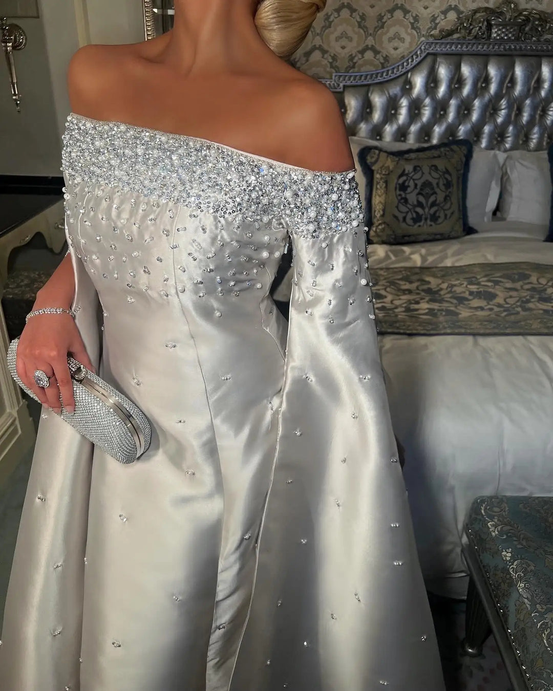 Luxury Off Shoulder Gray Arabic Evening Dress with Cape Sleeve SS575