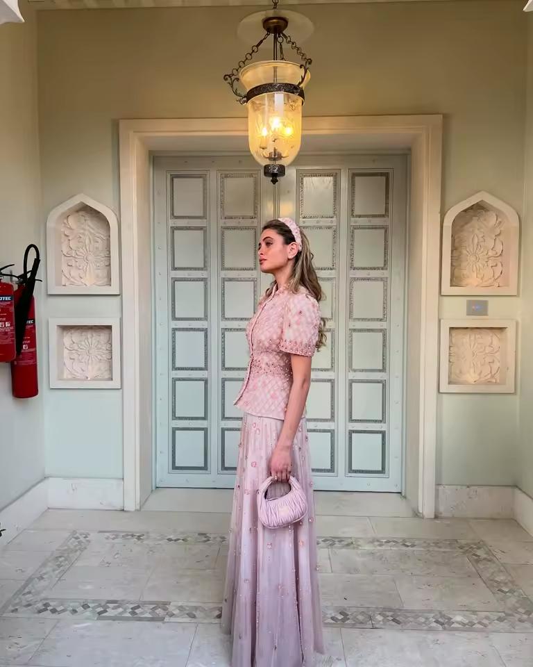 Luxury Pink Two Pieces Evening Dress with Crystals SS546