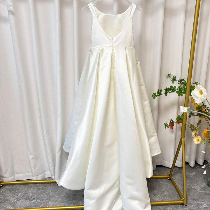 Elegant White Flower Girl Dress with Bow Satin Ball Gown for Kids J205