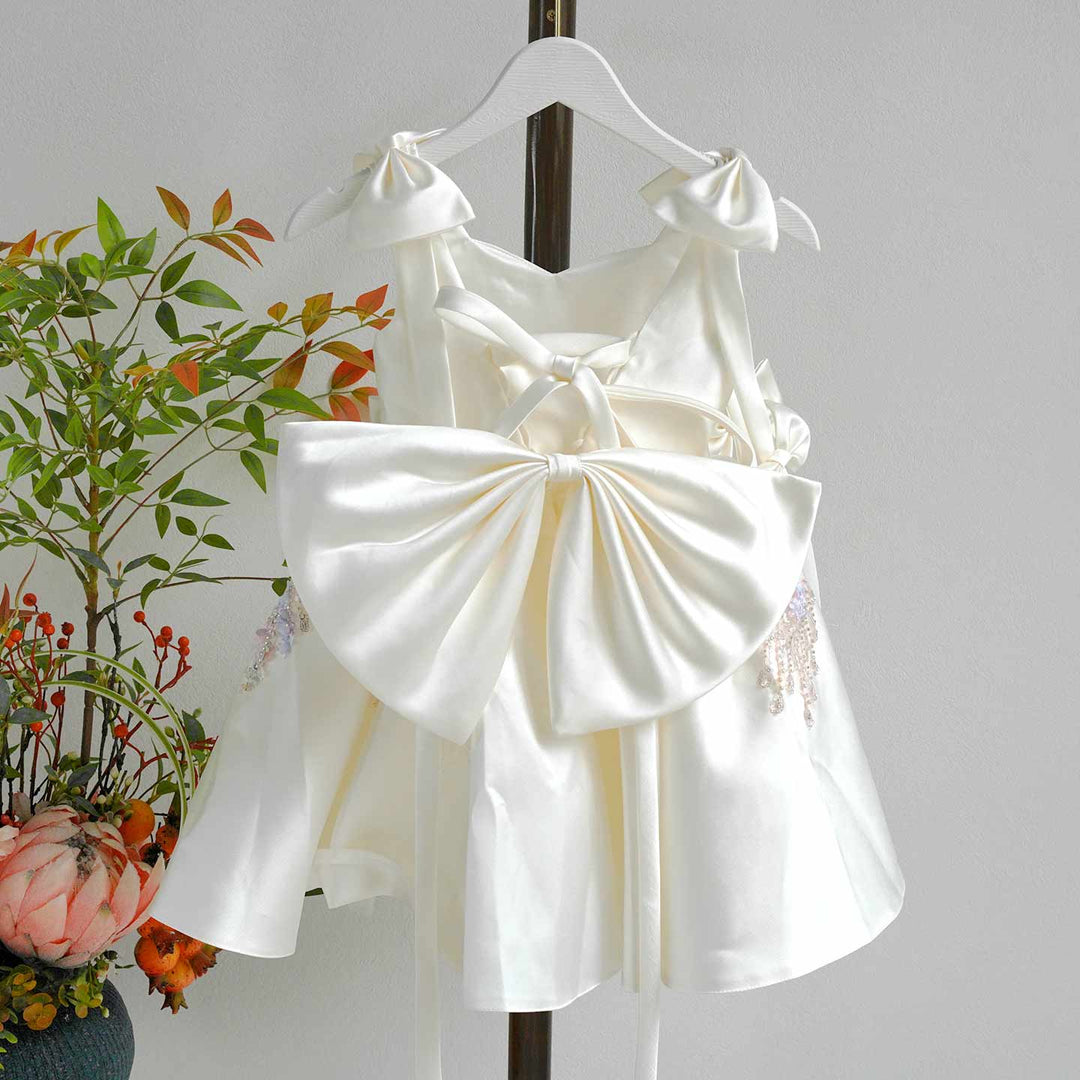 Luxury Off White Flower Girl Dress for Wedding Satin Bow Princess Party Dress J469