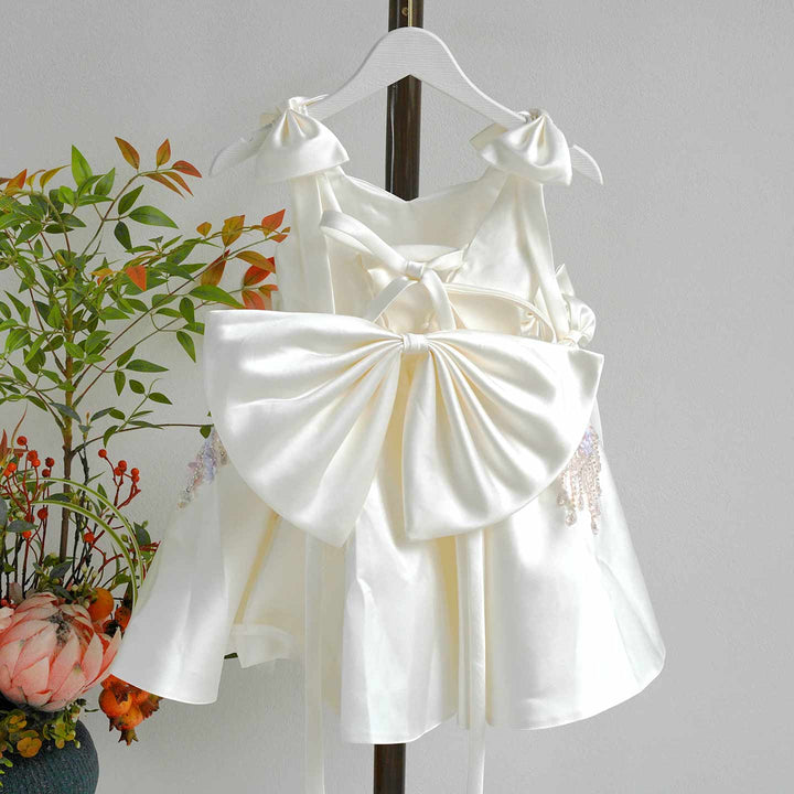 Luxury Off White Flower Girl Dress for Wedding Satin Bow Princess Party Dress J469