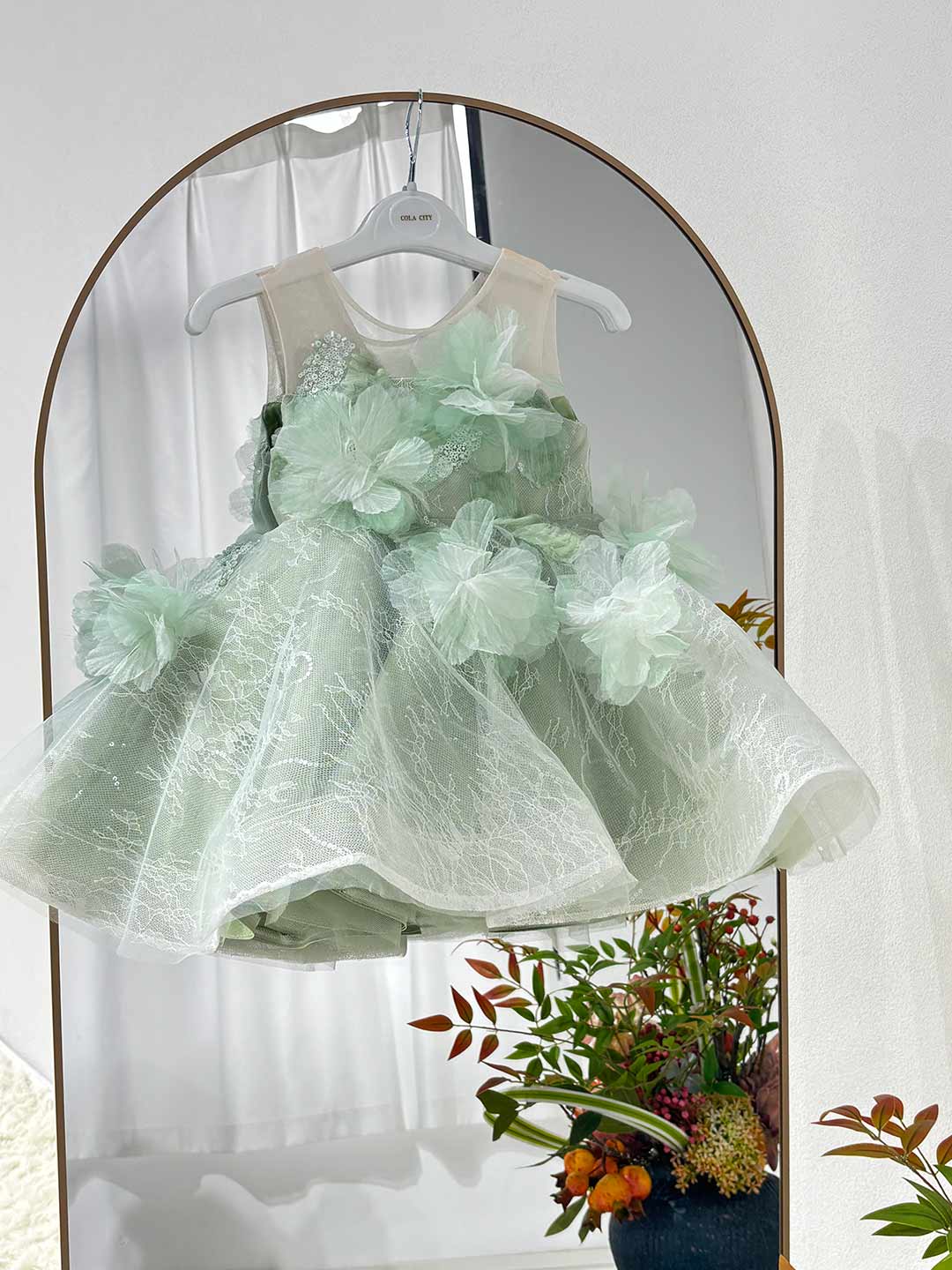 Sage Green Flower Girl Dress with 3D Floral Appliqué Lace Tulle Princess Wedding Gown D259