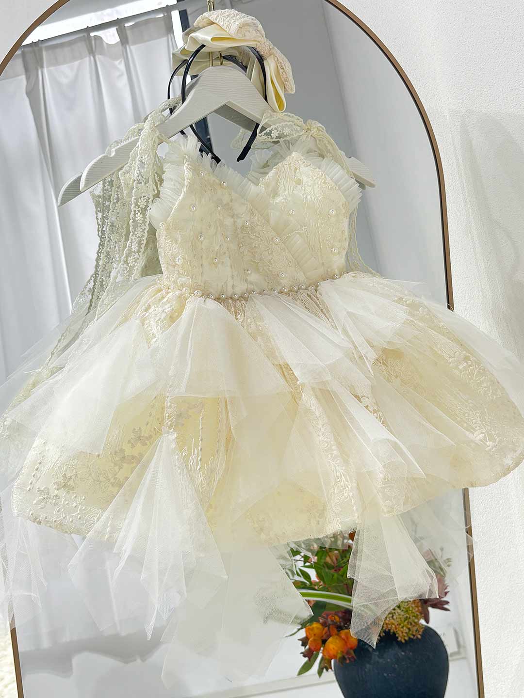 Vintage Champagne Flower Girl Dress with Floral Embroidery Toddler Girls Fluffy Tulle Wedding Ball Gown J912