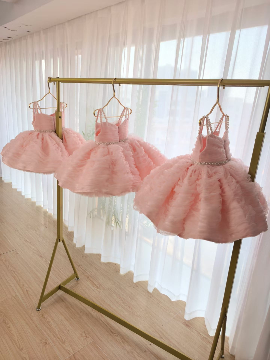 Cute Pink Puffy Tulle Flower Girl Dress Princess Short Dress for Birthday Wedding Party M037