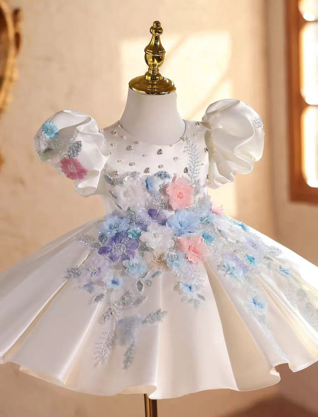 Elegant White Beaded Flower Girl Dress Princess Birthday Gown  J841