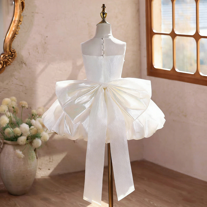 White Flower Girl Dress with Beading Short Ball Gown Skirt for Wedding Party D258