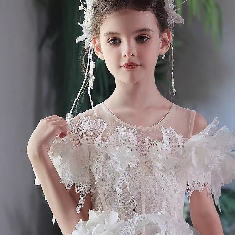 Charming Lace Princess Girl Gown for Special Occasions J303