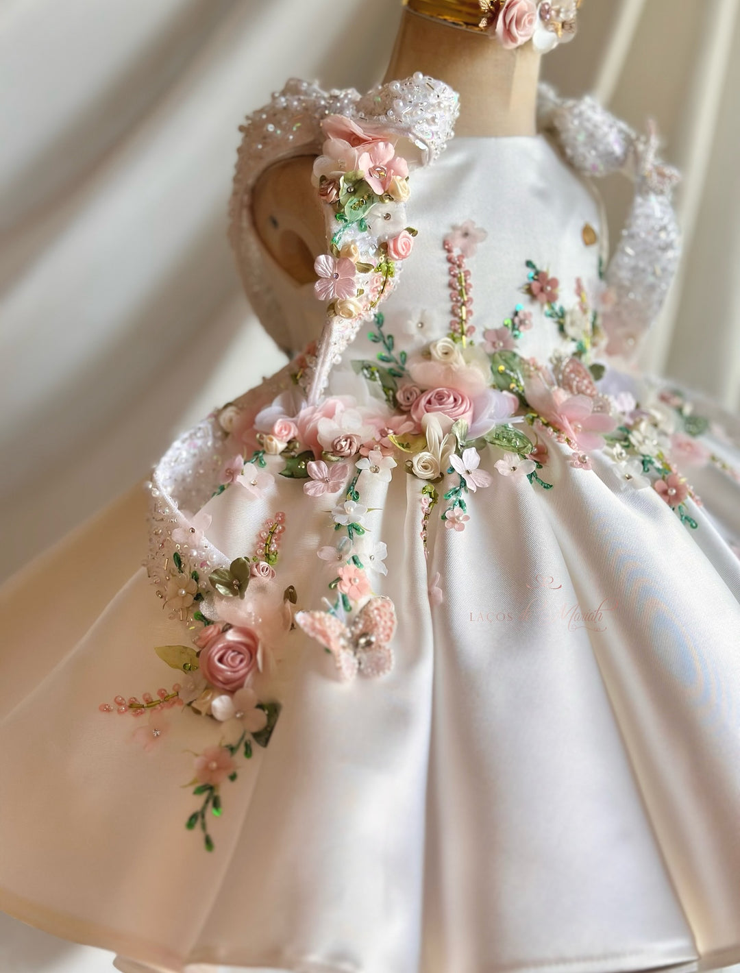 Luxury White Floral Embroidered Princess Birthday Dress J830